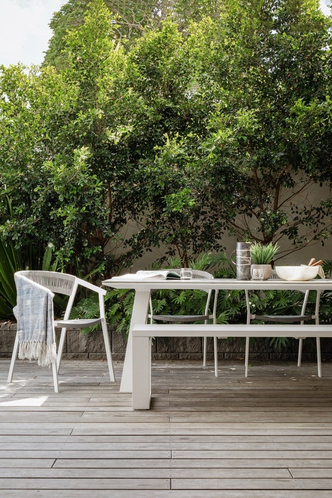 Kirra Outdoor Dining
