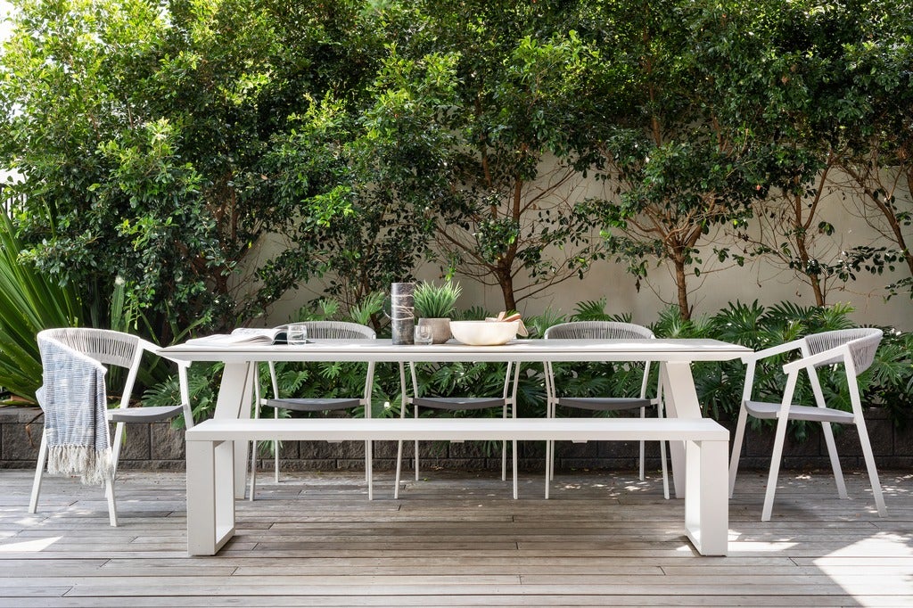 Kirra Outdoor Dining